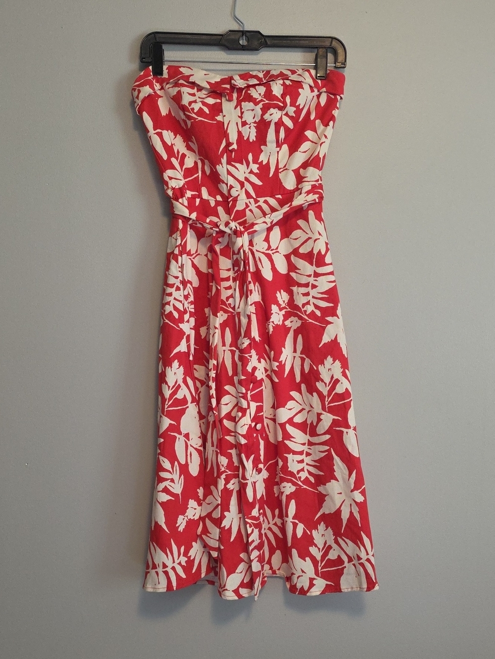 Jealous Tomato Strapless Red and White Floral Tie-Waist Dress
